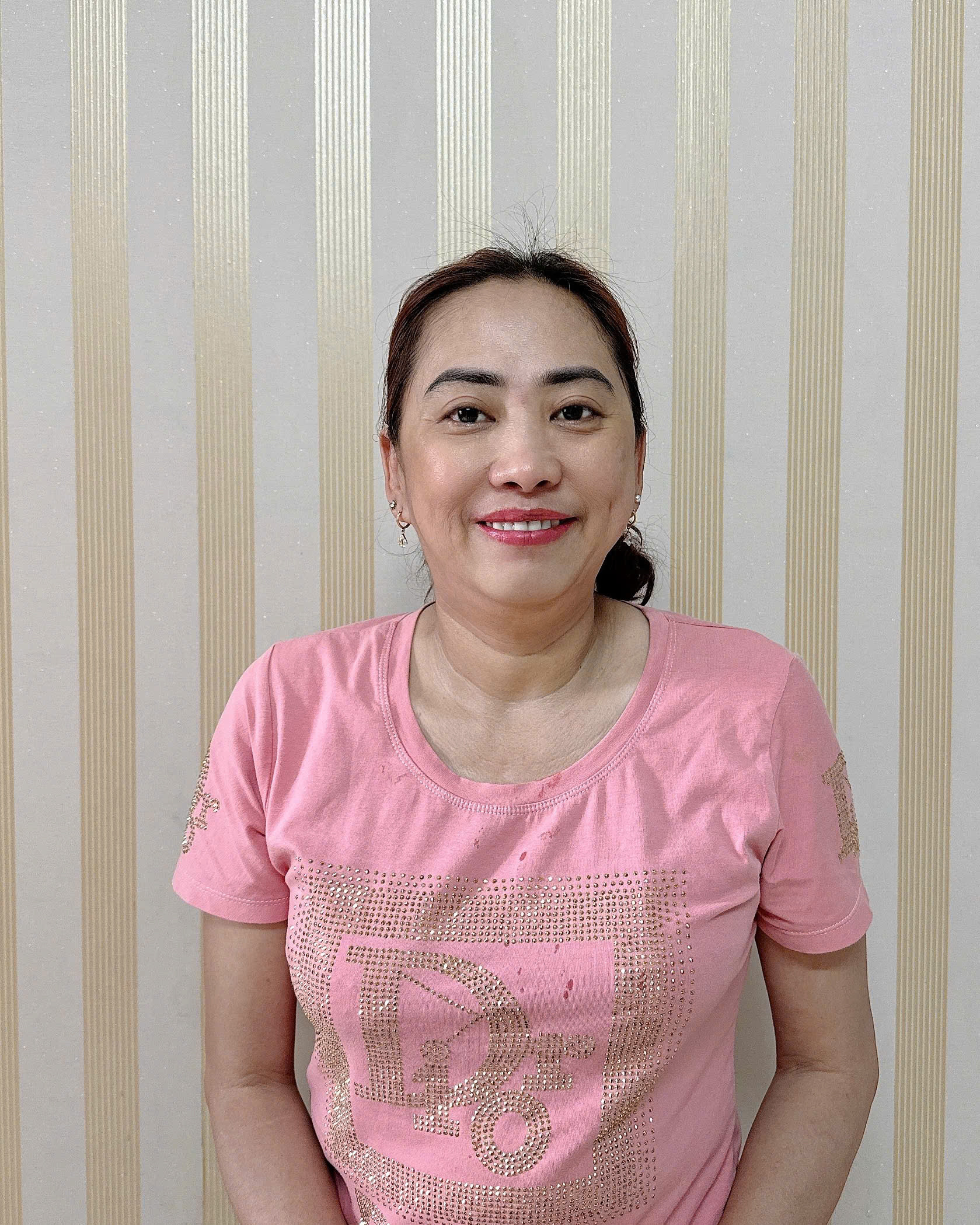 Cô Giang (sn 1977, Hcm) Cần Tìm Việc Làm